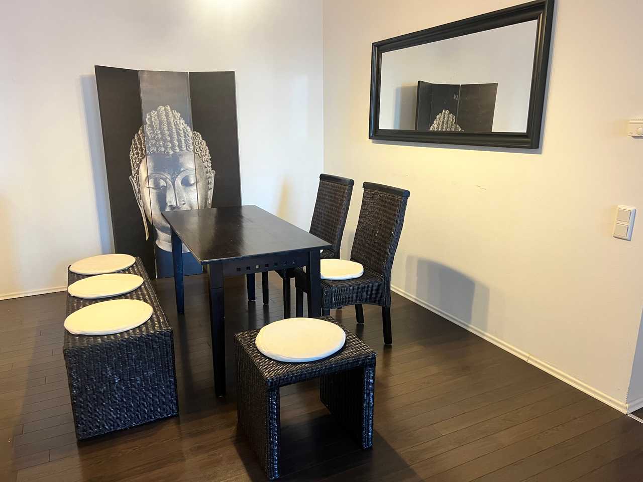 Big beautiful loft near Town Center