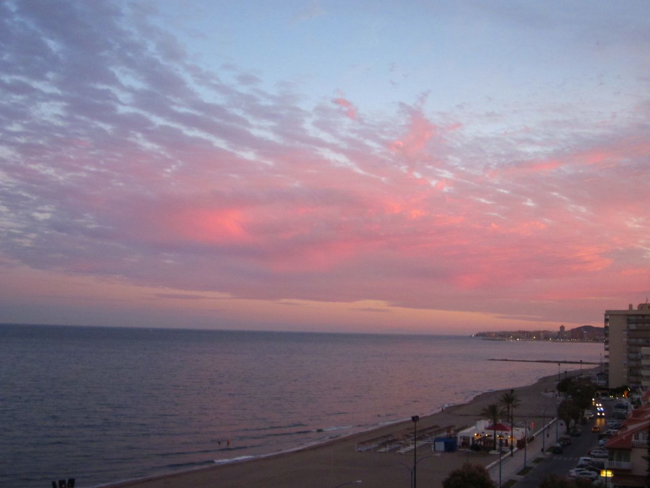 Breakfast with Sea Views and Walks on the Beach