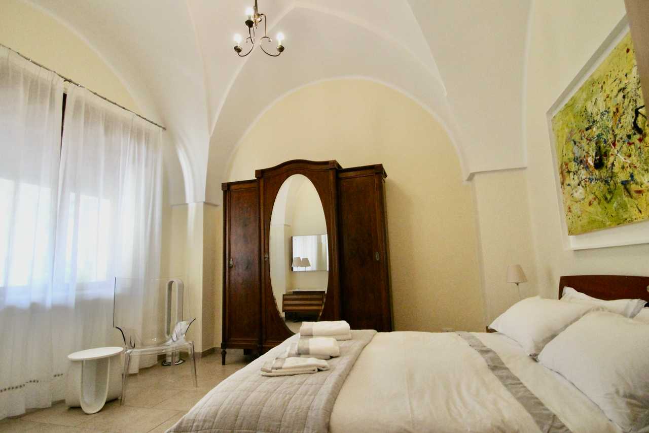 Luxury villa in midst of an ancient olive grove, ideal for families