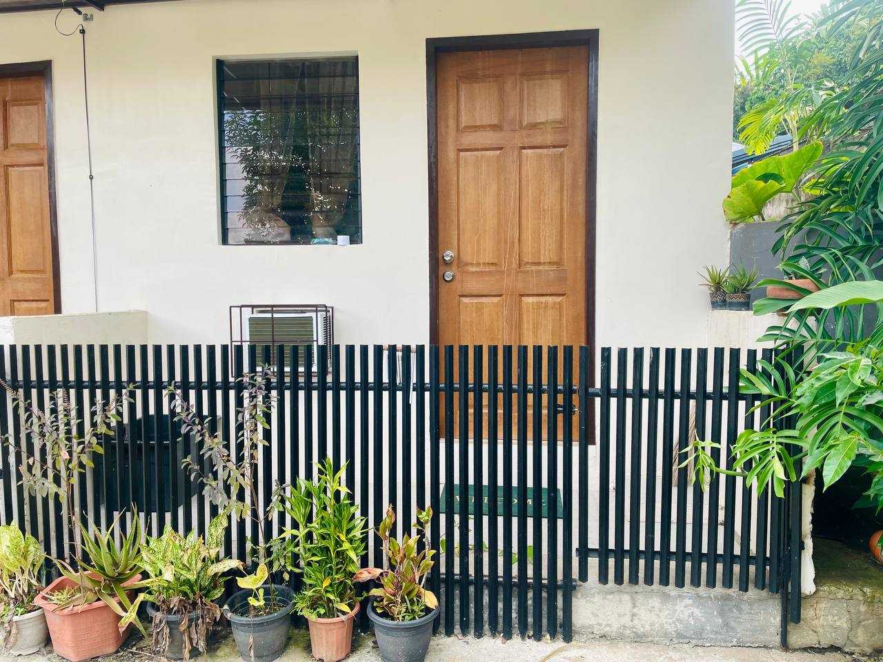 Transient studio APT, Good for 1 Lady only - with kids can be considered.