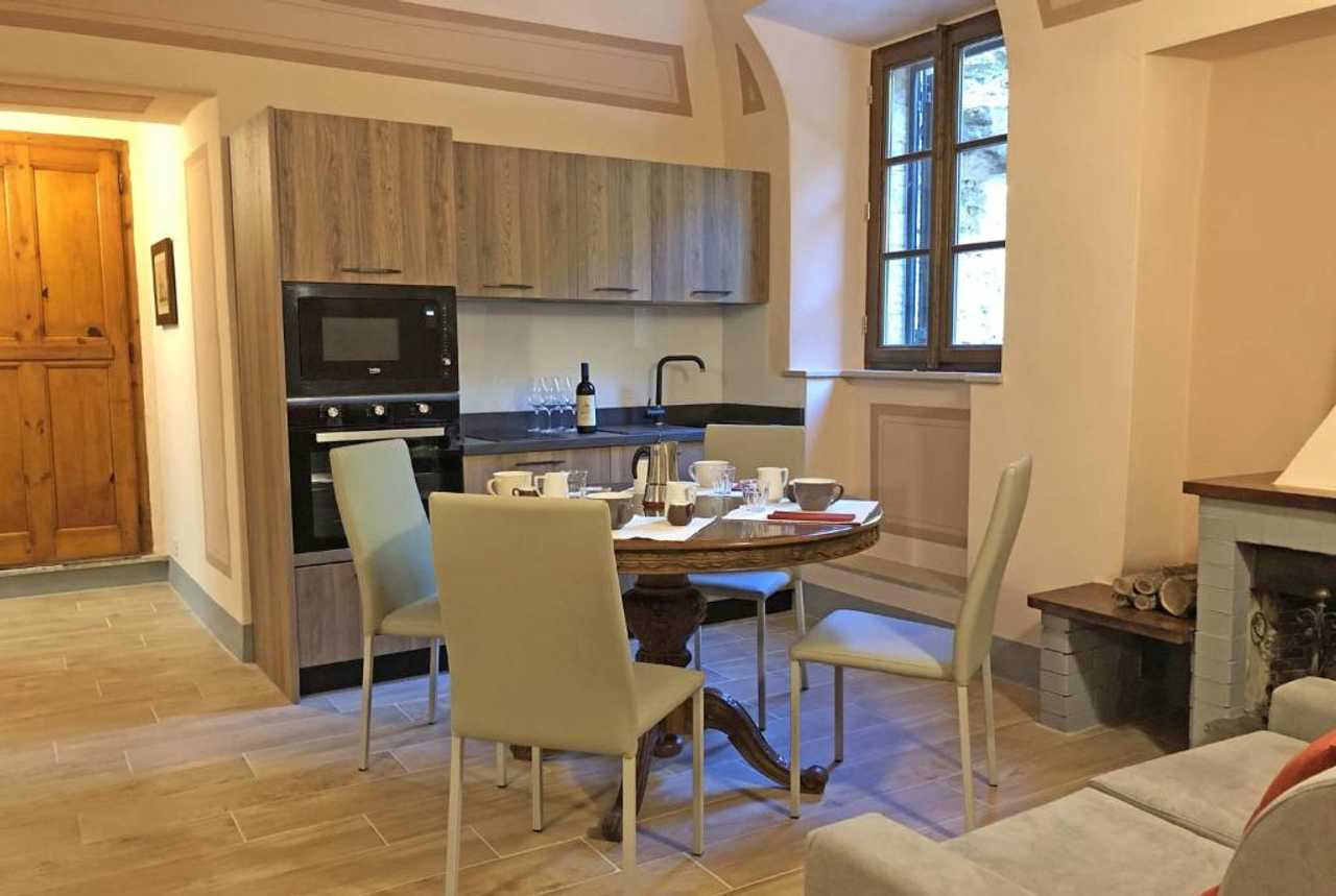 Suite Castello, central beautyhome in the historic center, with 100% vegan meals