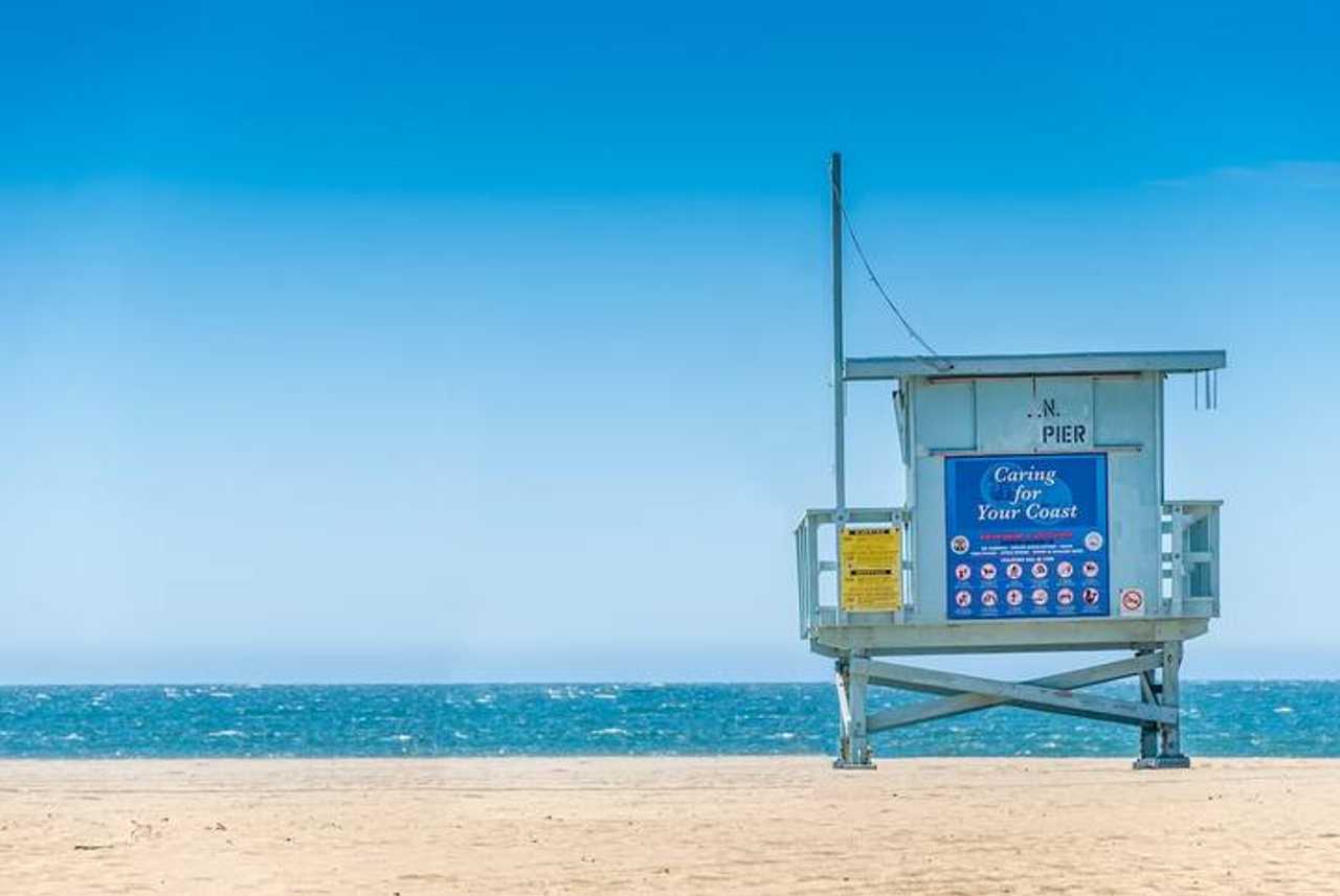Modern Beach Town Living with INFRARED SAUNA and ELECTRIC CAR CHARGER