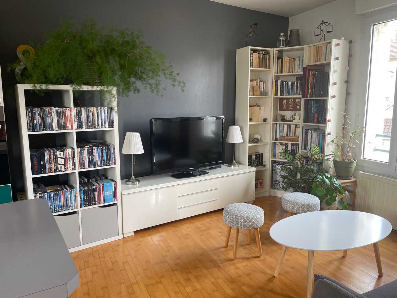 Spacious appartment with 3 bedrooms at 10km from Paris