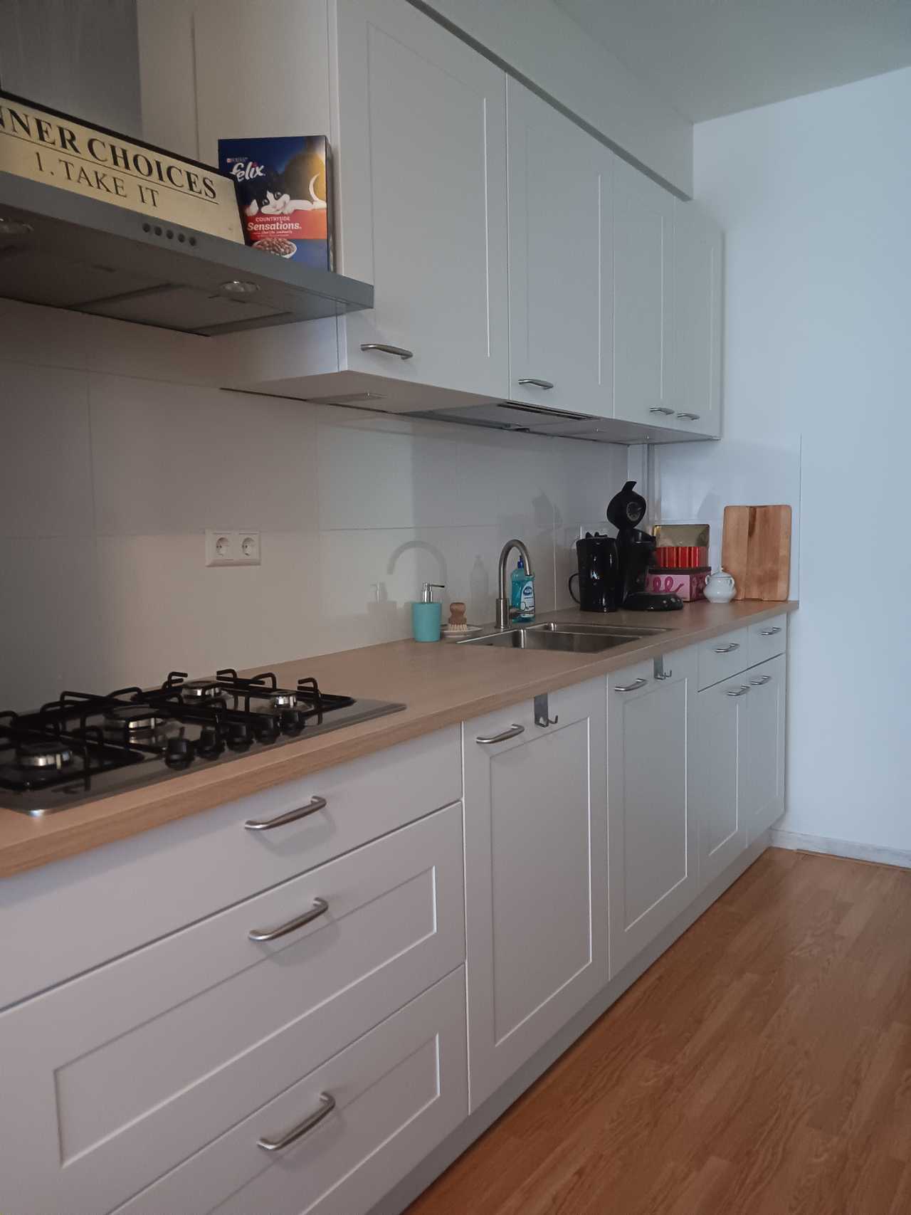 Lovely furnished city room in quiet & clean duplex in very vegan friendly town