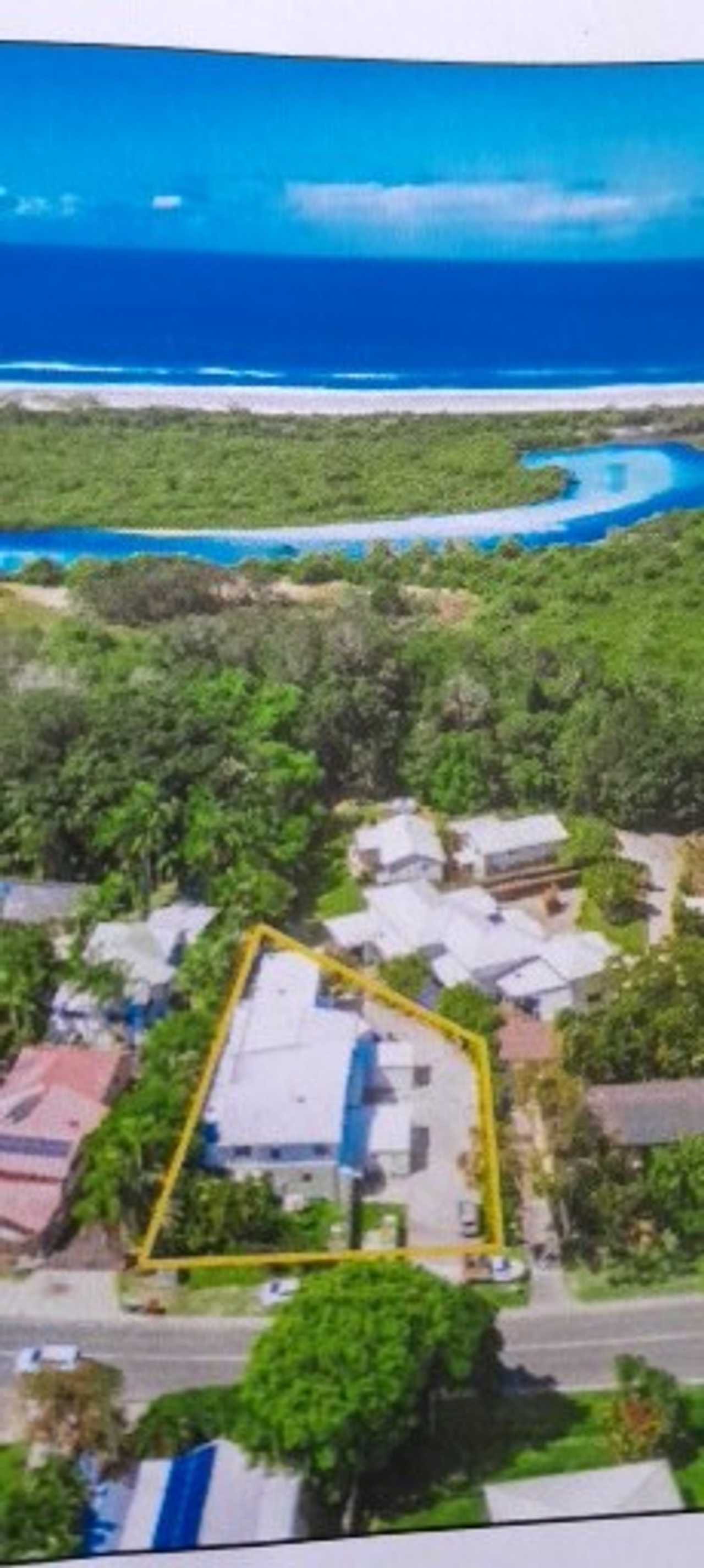 First floor room with balcony and Pacific ocean breeze in sought after location.