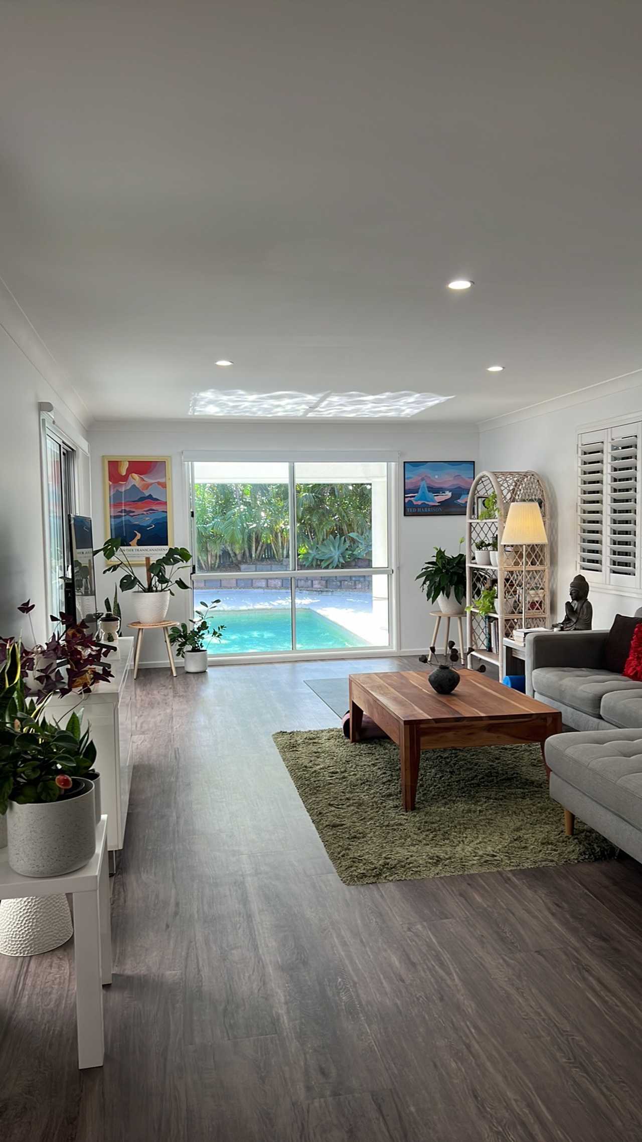Cute Peregian Beach House,5 min walk to ocean. Fall asleep to the sound of surf.