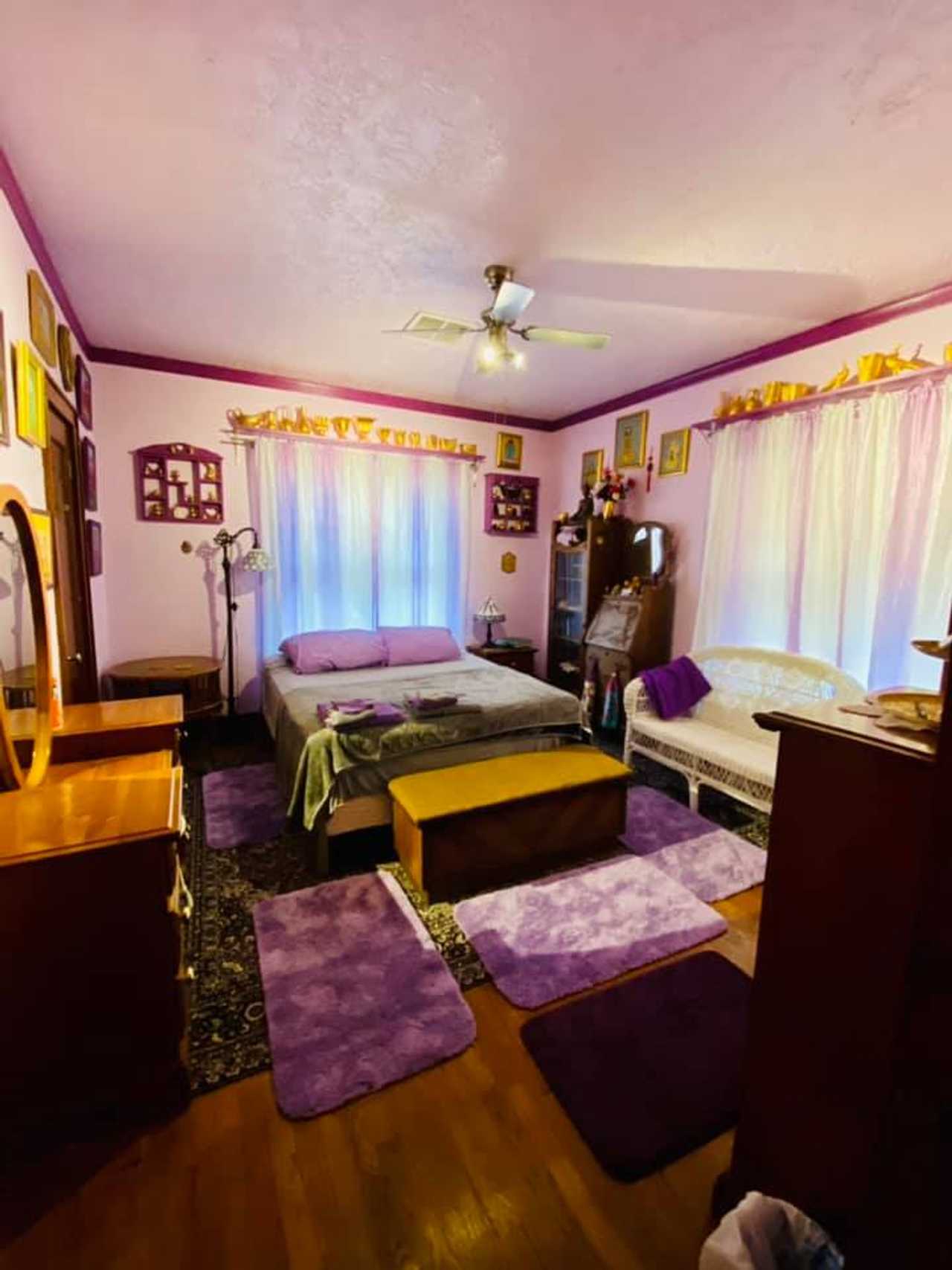 Historic Home - Near Wichita Mnt Wildlife Refuge, Ft. Sill Army base , and more!