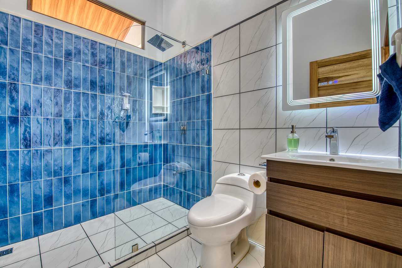 Luxury Beachfront Apartment with Oceanview Terrace