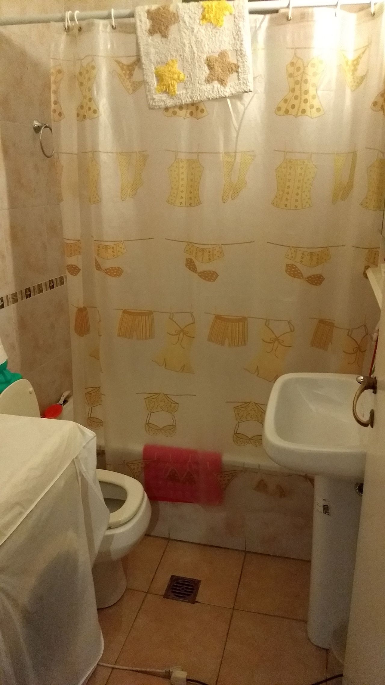 Bed in Common Area in City Centre Flat