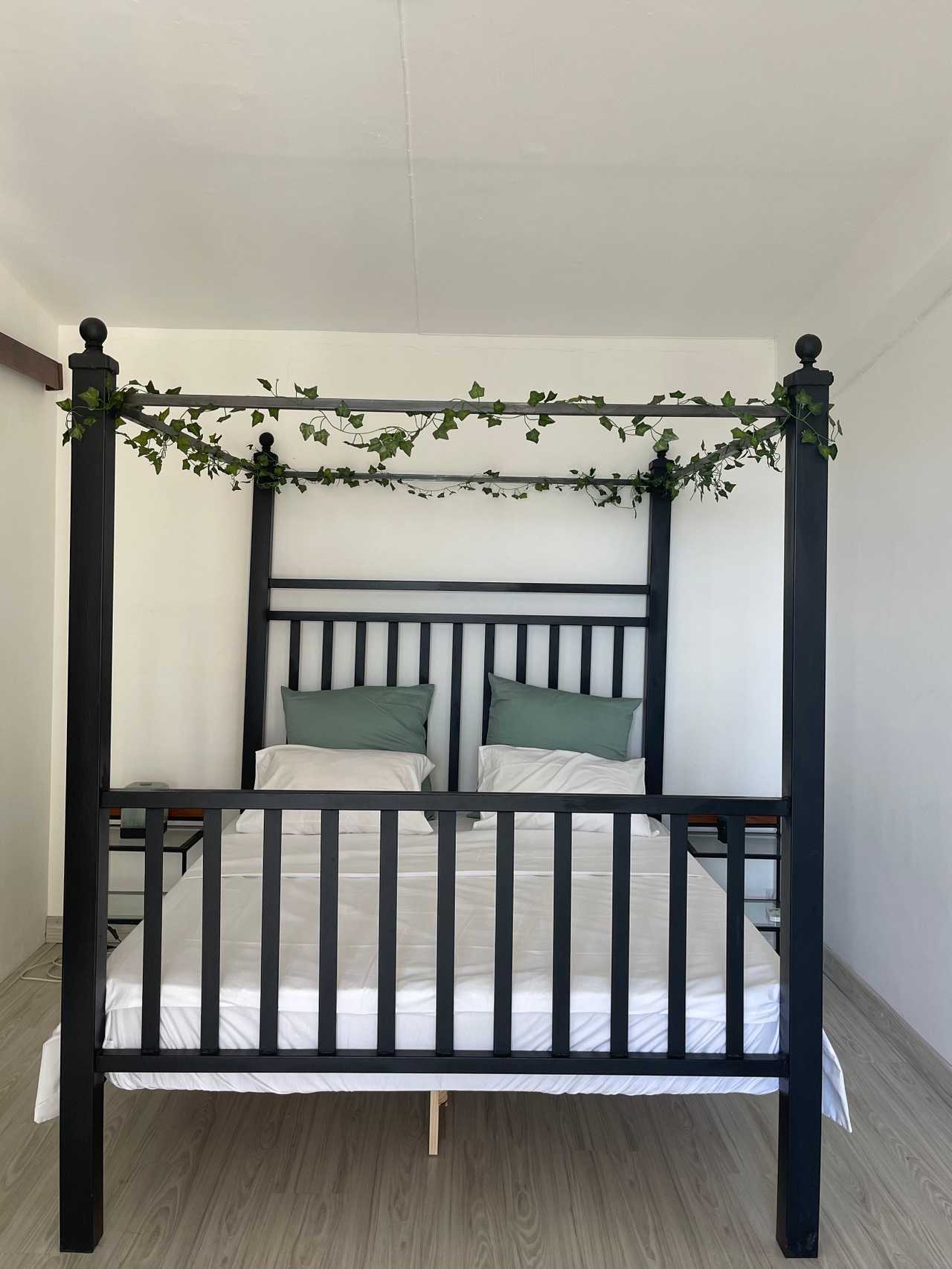 Queen Room, view on tropical garden+pool, near Tamarin Beach and all amenities