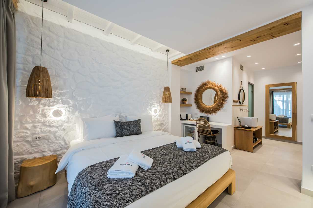 Bohemian Natural Room, 200 meters from the beach