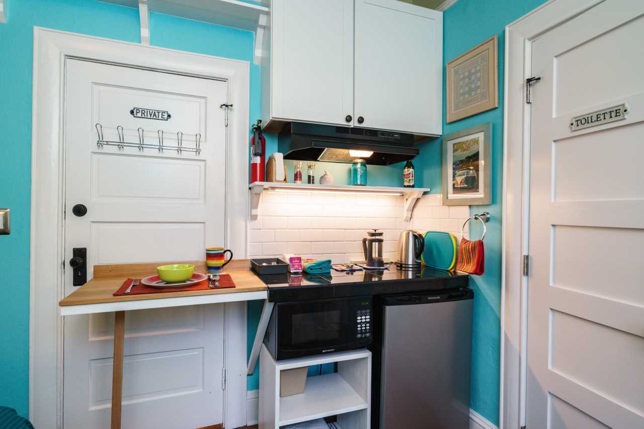 Secluded Patio Suite in the heart of Portland neighborhoods
