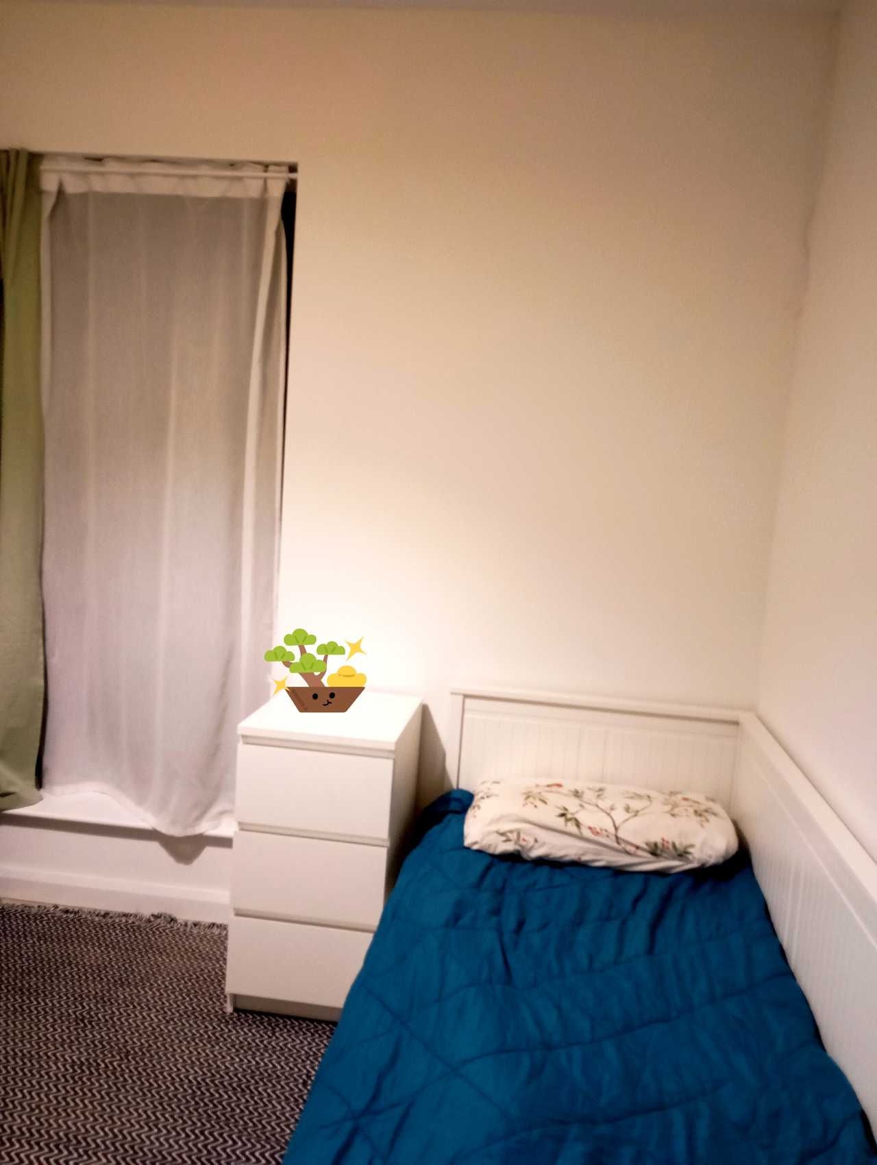 ☀️ Private sunny room in quiet neighborhood 30m from the city 