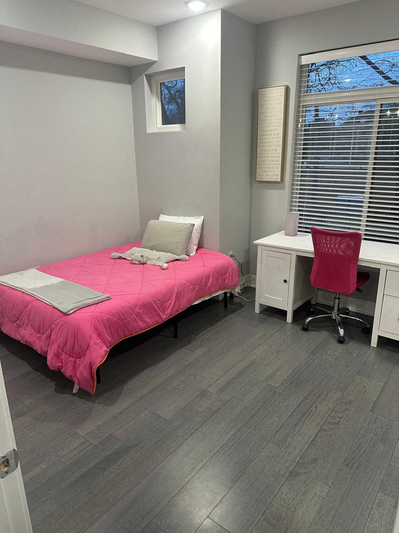 Private Room in Vegan Household: Brewerytown