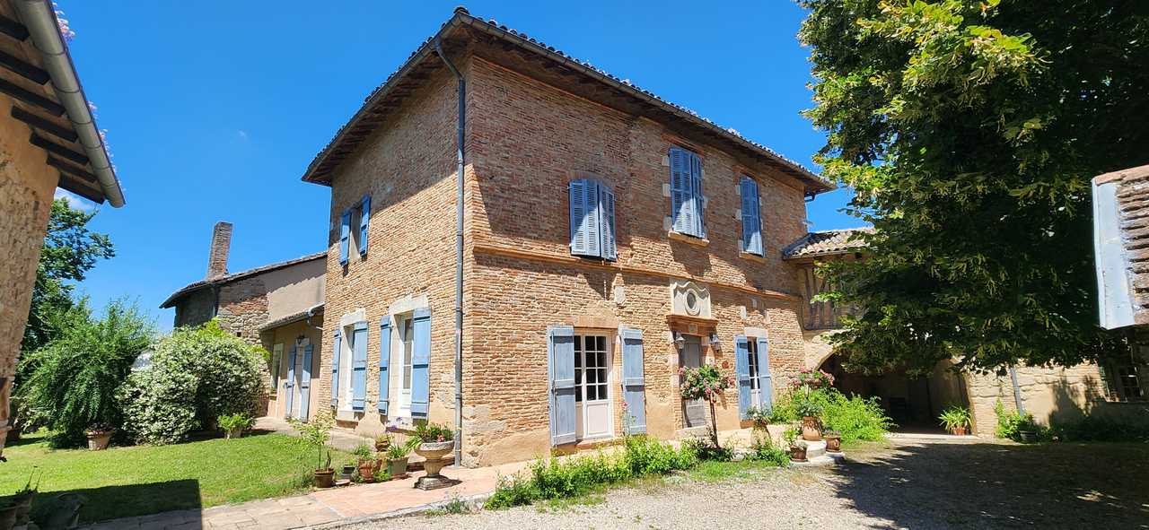 The Vegan Chateau in the Southwest of France