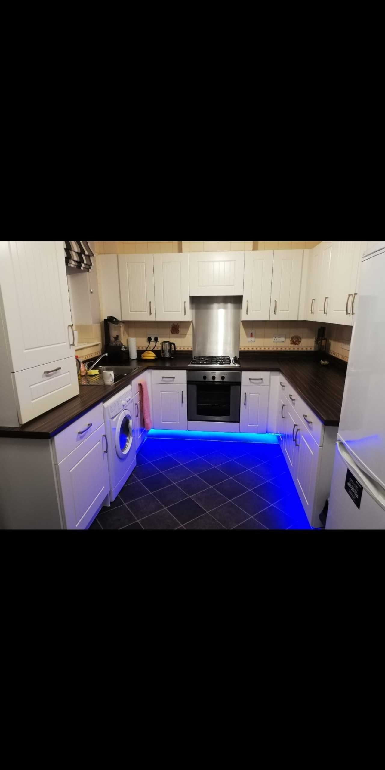 Small bedroom with a good mattress 