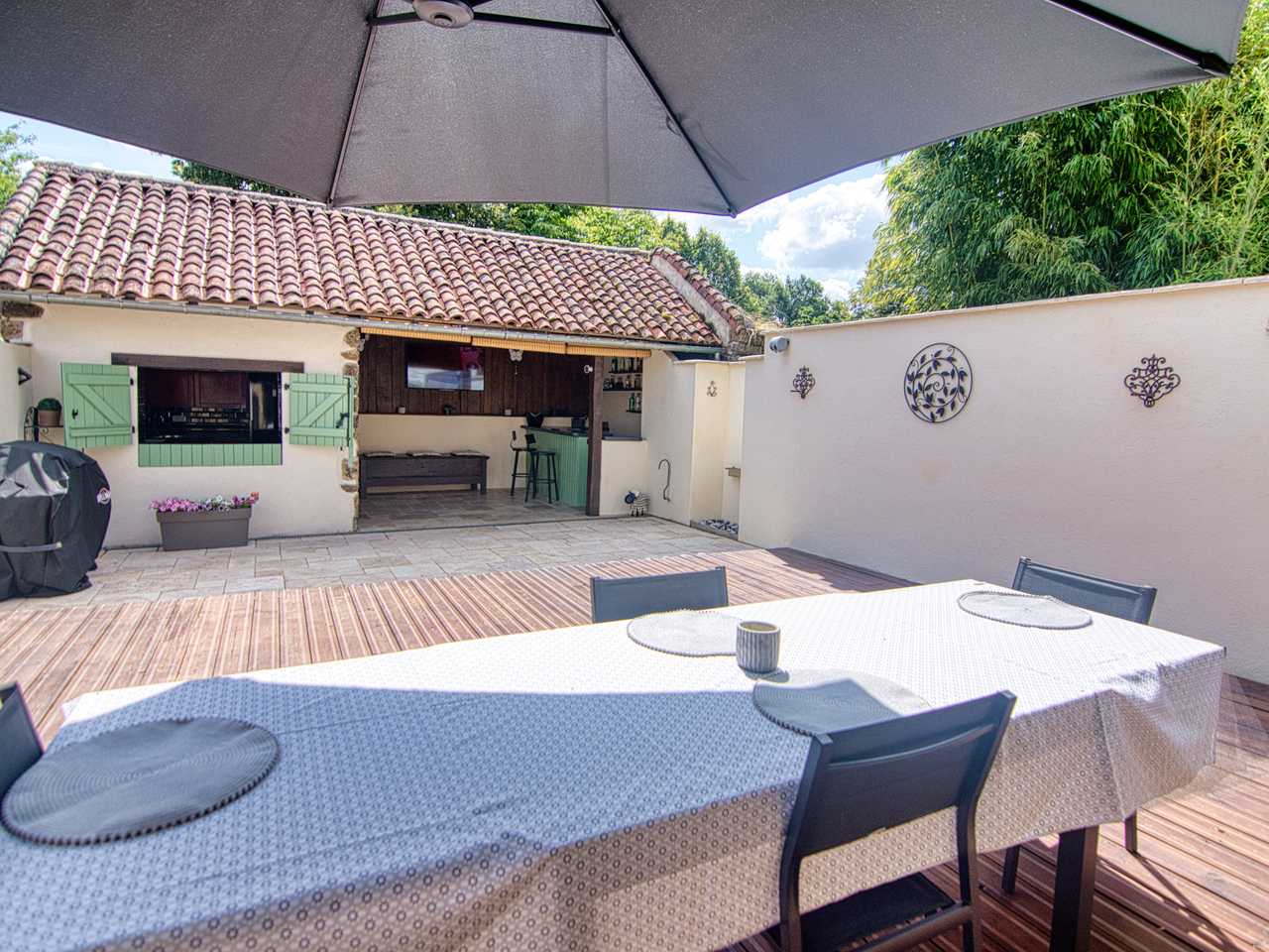 Beautiful Boutique Bluedothotel in the middle of nature rich Haute Vienne  