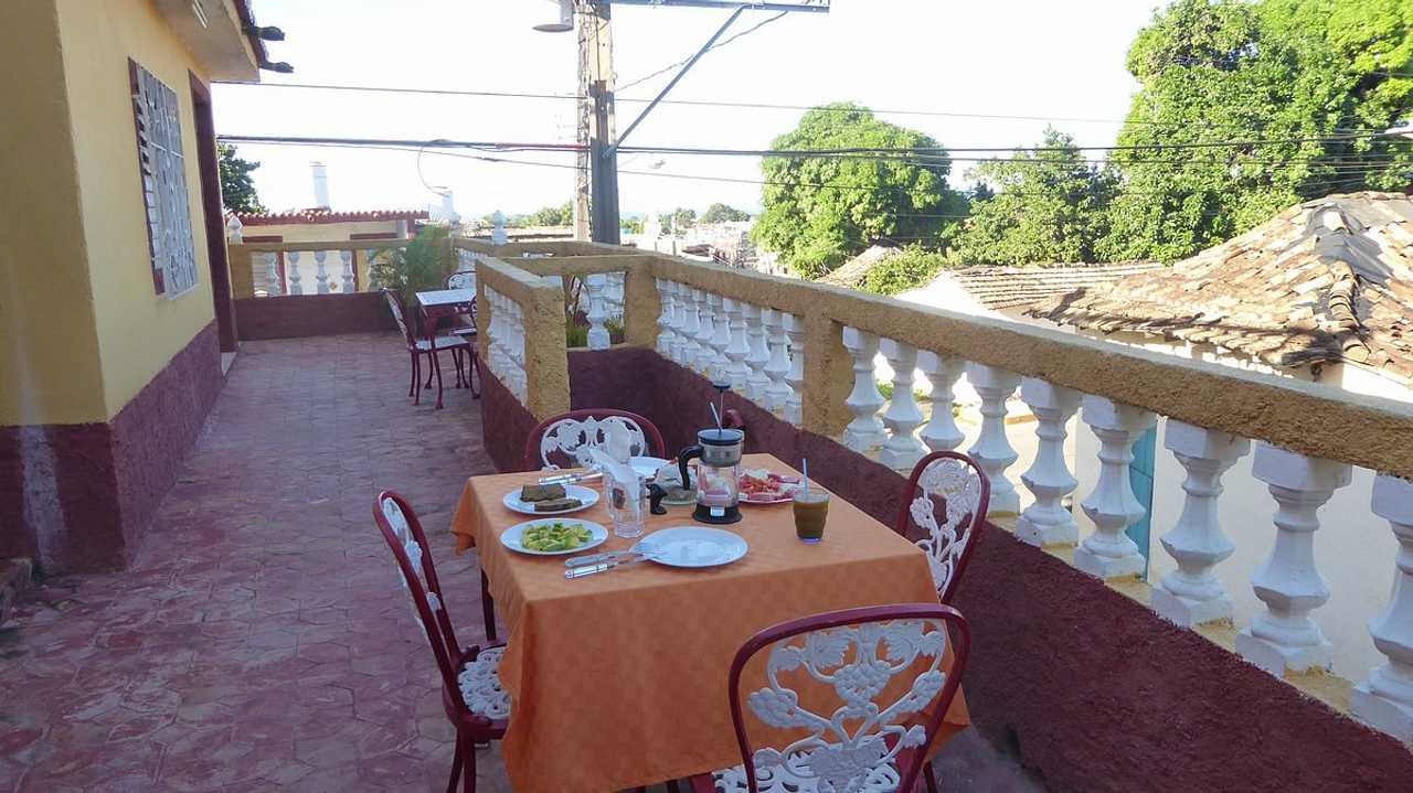 Friendly Family Run, Centrally Located Hostel with Sea Views & Home-Cooked Meals