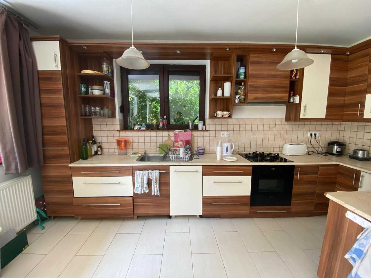 Spacious, airy room in the lap of nature, close to vibrant Budapest. 