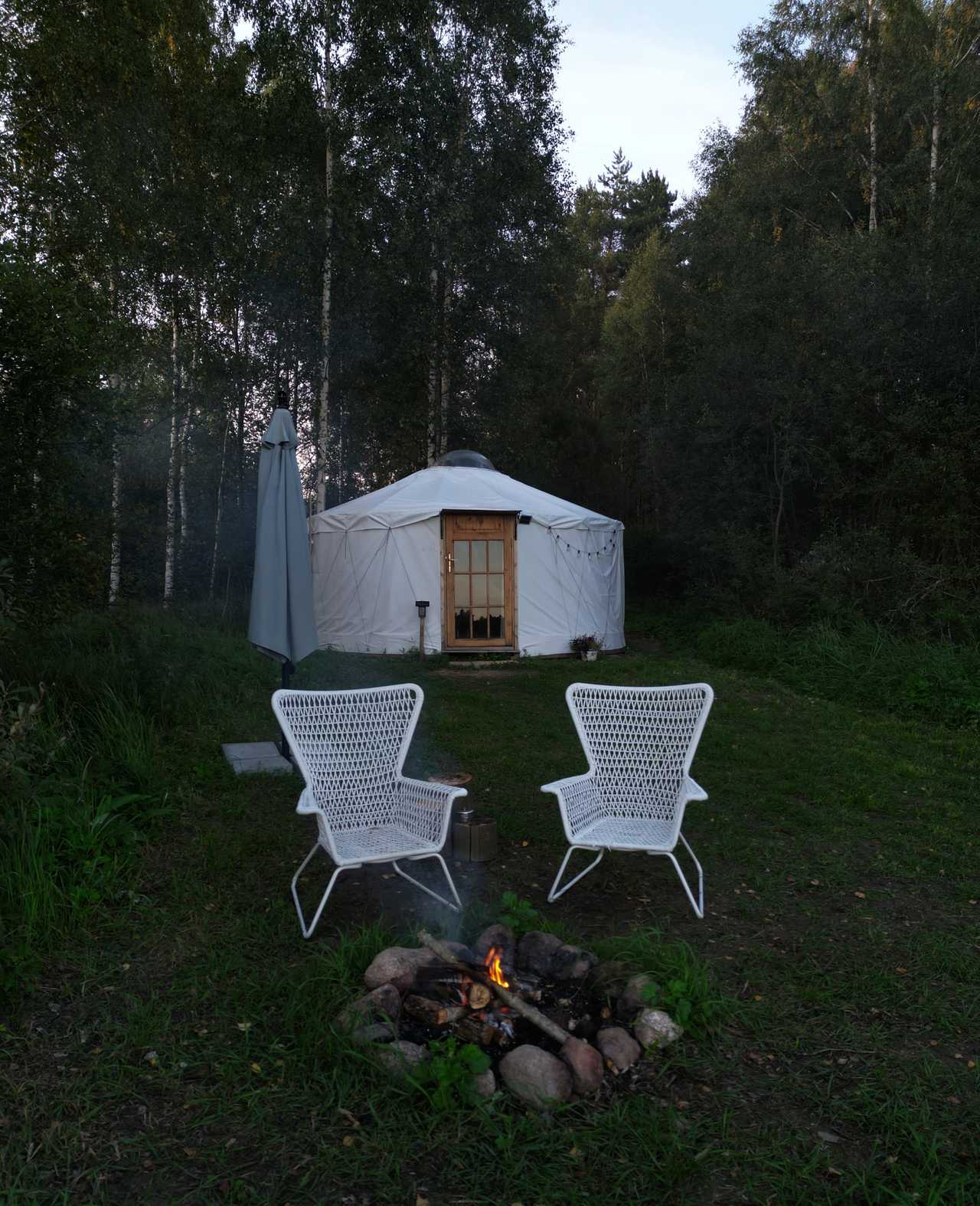 Romantic glamping yurt Purvs with wild outdoor bath