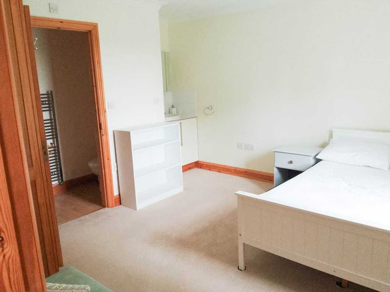Double room in tranquil New Forest cottage