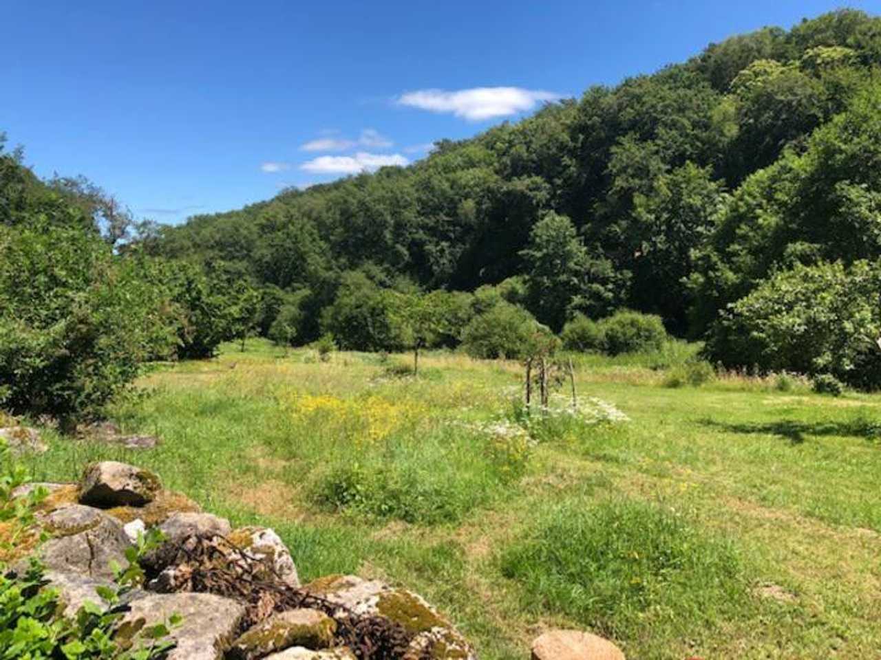 Twin Room with en suite a La Martinéche, in the heart of Creuse