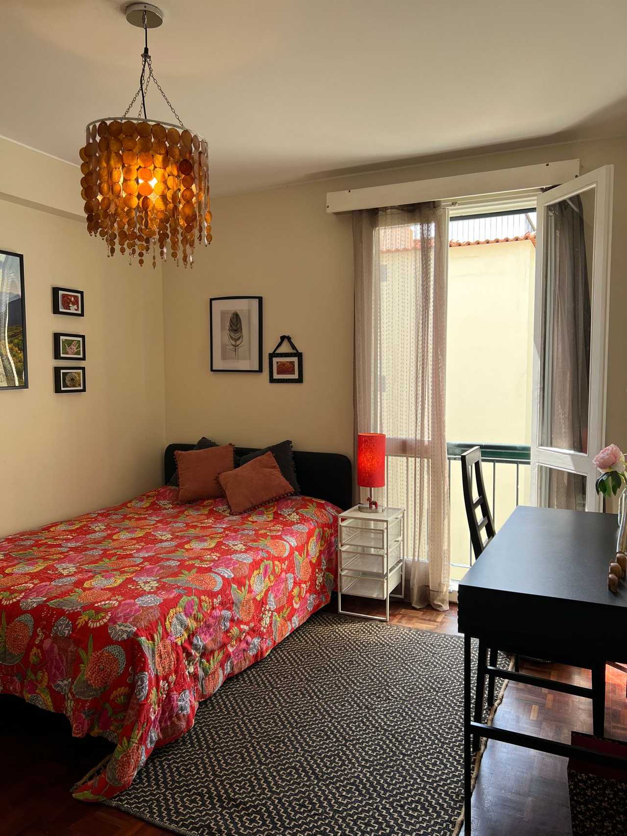 Double Room in a Vegan Yoga-Home-Studio