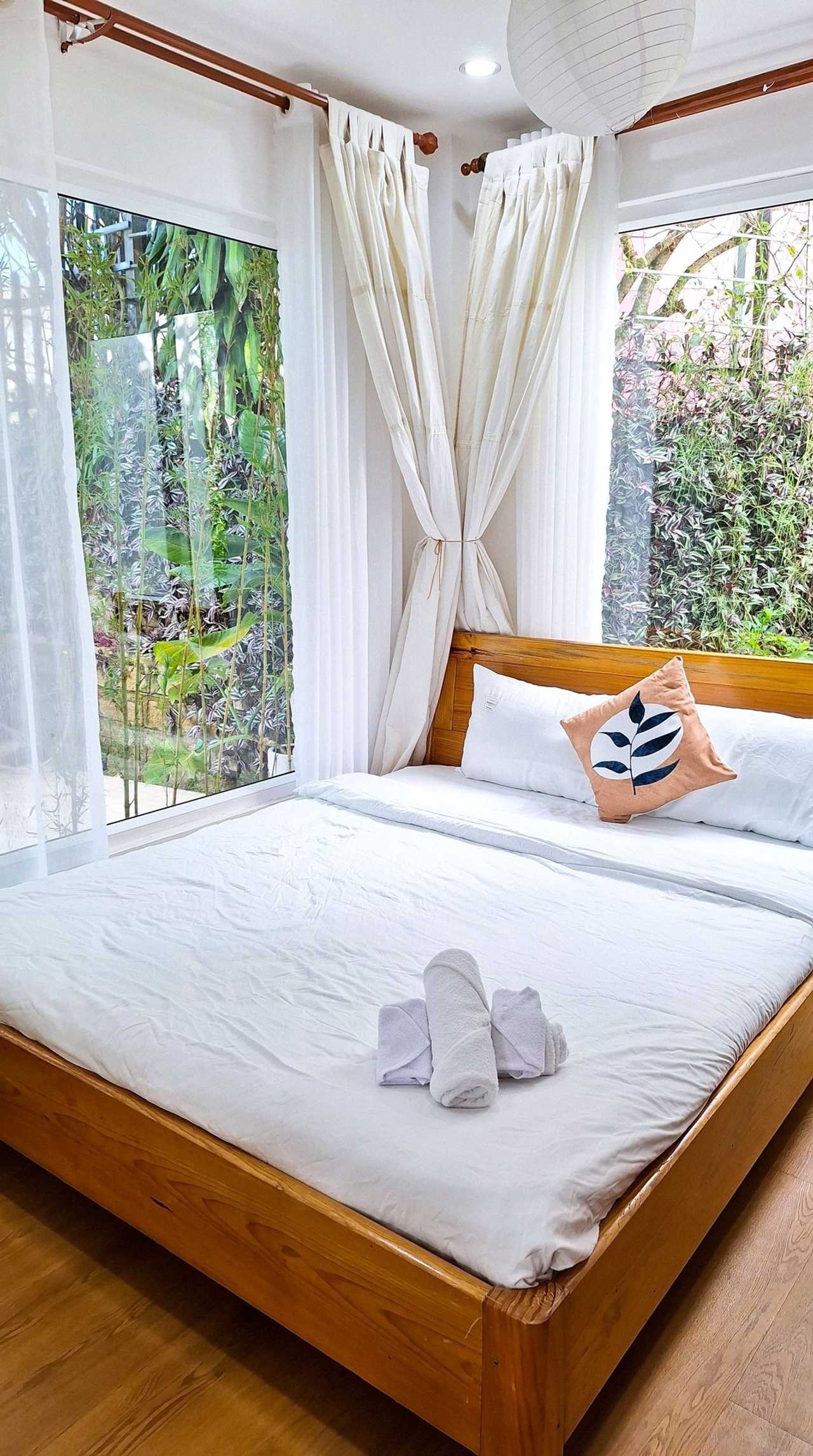 Queen Room with Garden View-Valley & Vegan Villa