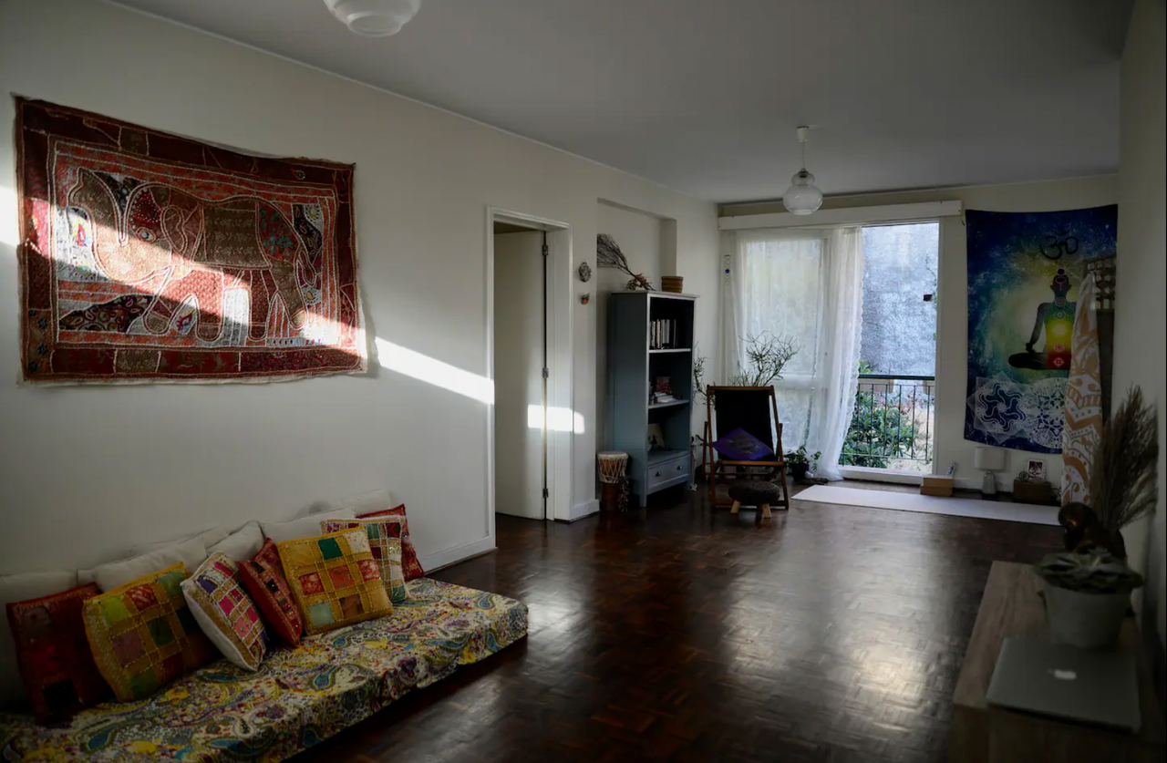 Vegan Yoga home-studio close to the Center of Funchal