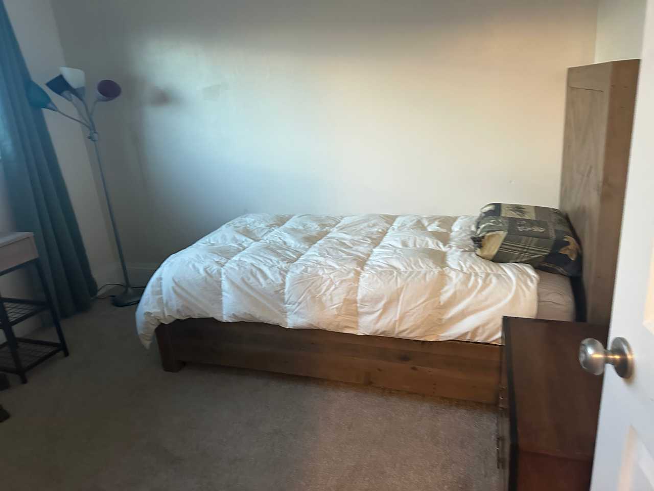 Bedroom in Sunny, Clean, Cheerful, Home 