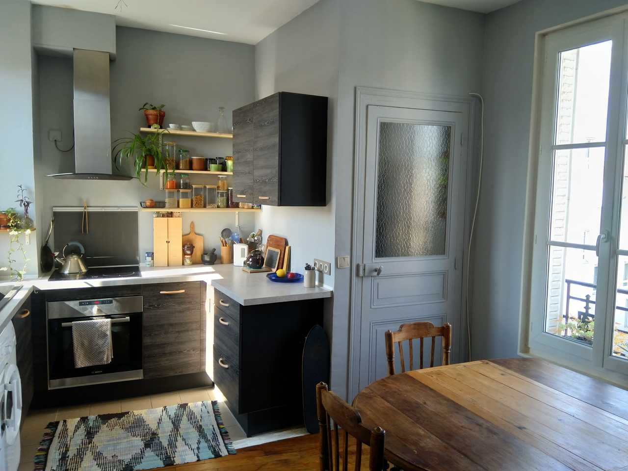 Bright and cosy apartment close to Paris