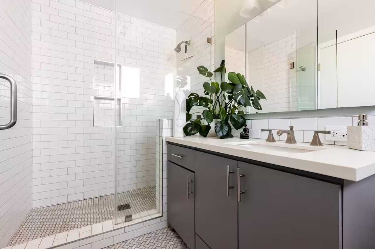 Modern Beach Town Living with INFRARED SAUNA and ELECTRIC CAR CHARGER