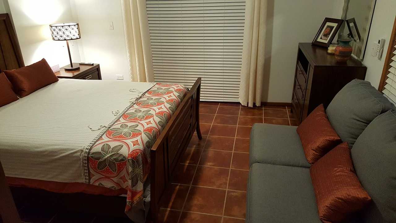 Cozy Vegan Suite - Connect W/ Self & Nature