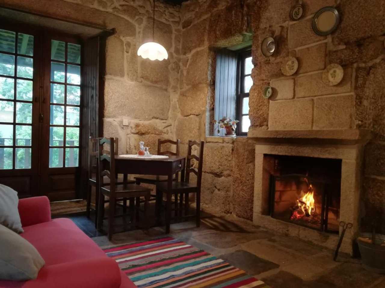 Casa Grande de Paços da Serra, XVIII Century Rustic Apartments for Guests