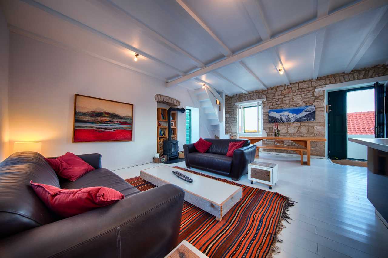 We offer daily yoga, kayaking and biking to the best locations on Vis Island.