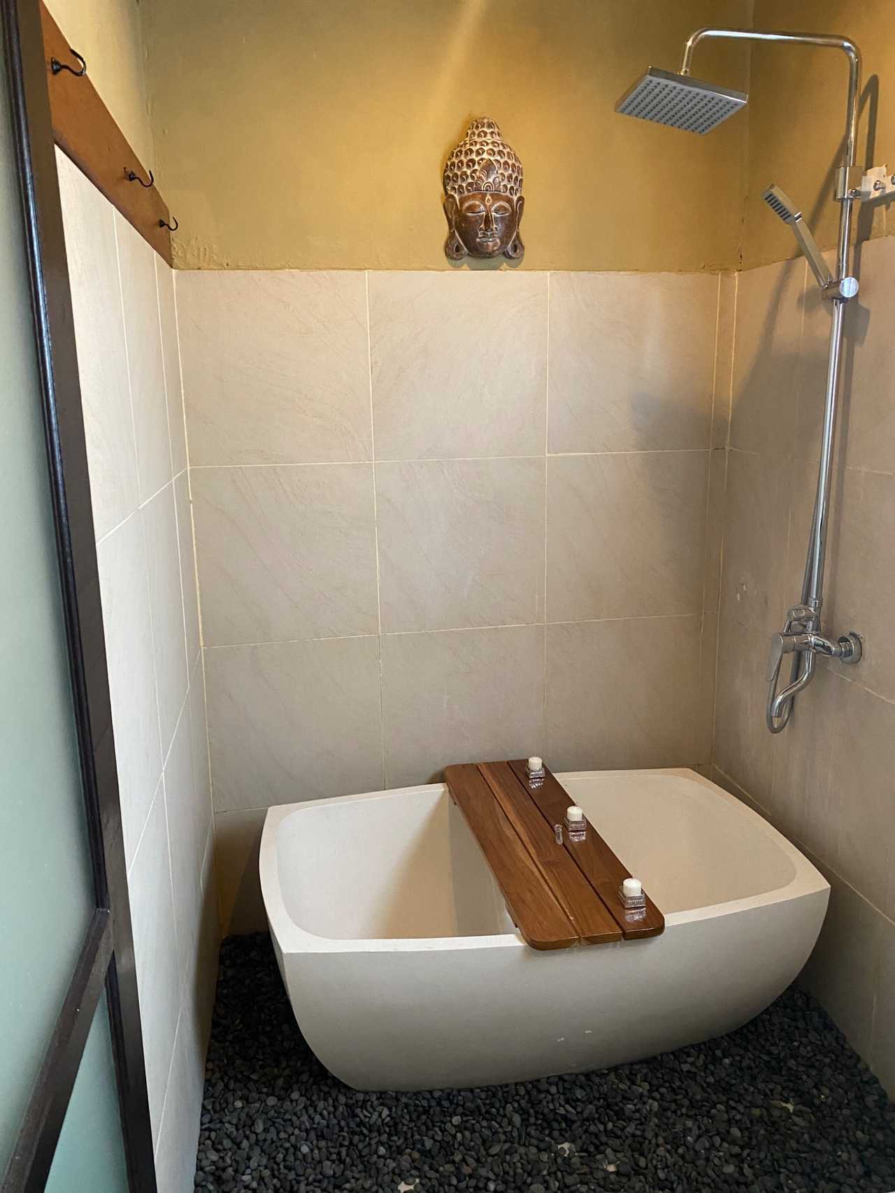 Villa Mantra Room 4 – Copper Pyramid, Sauna, Infrared, Ice bath, Kitchen, Yoga 