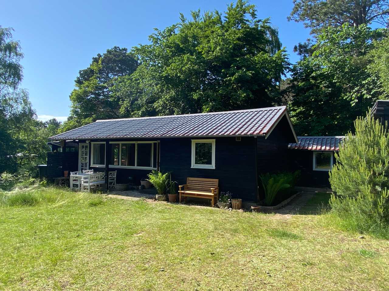 Cozy cabin, walking distance from the beach and Heatherhill.