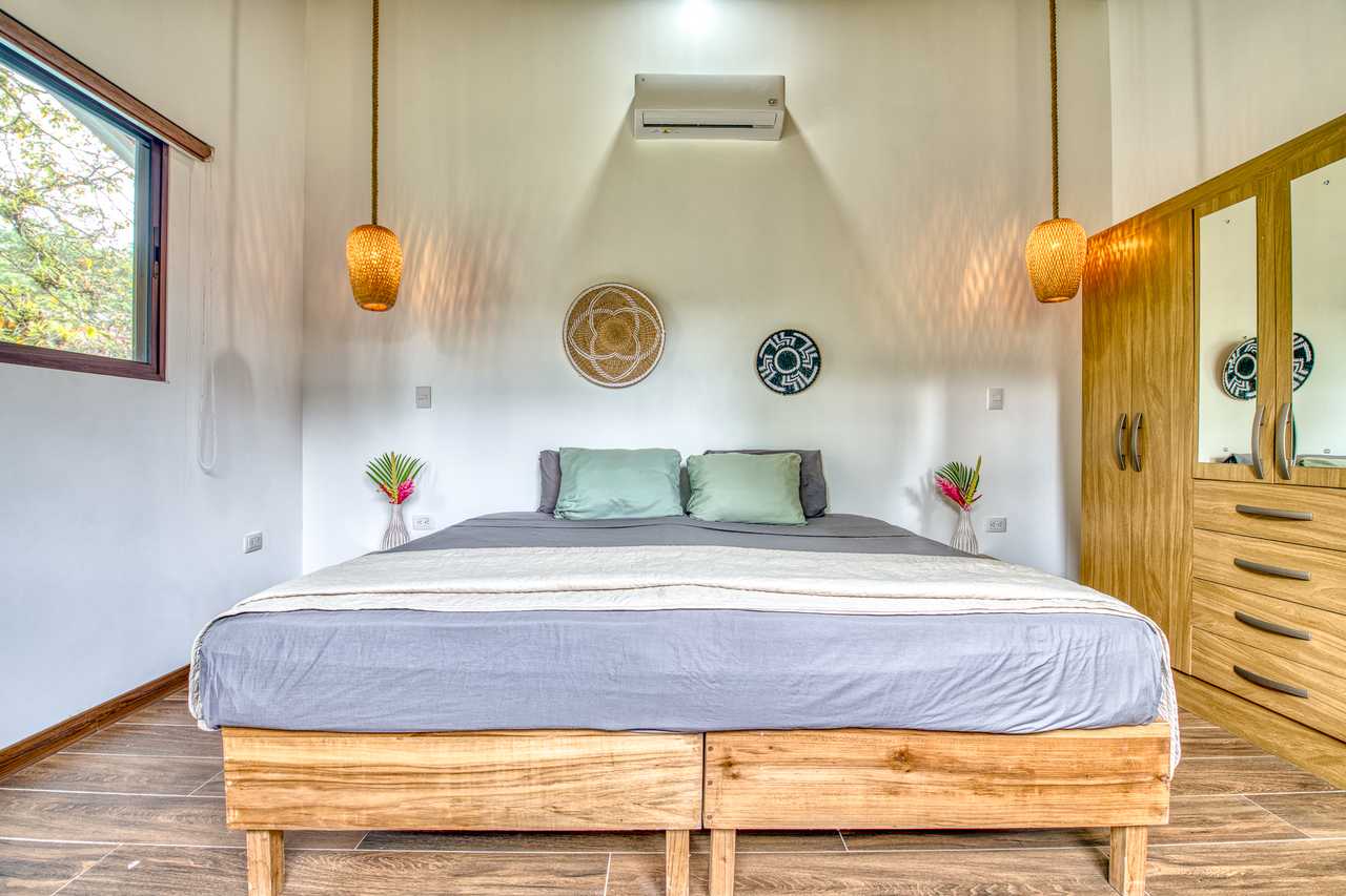 Luxury Beachfront Apartment with Oceanview Terrace