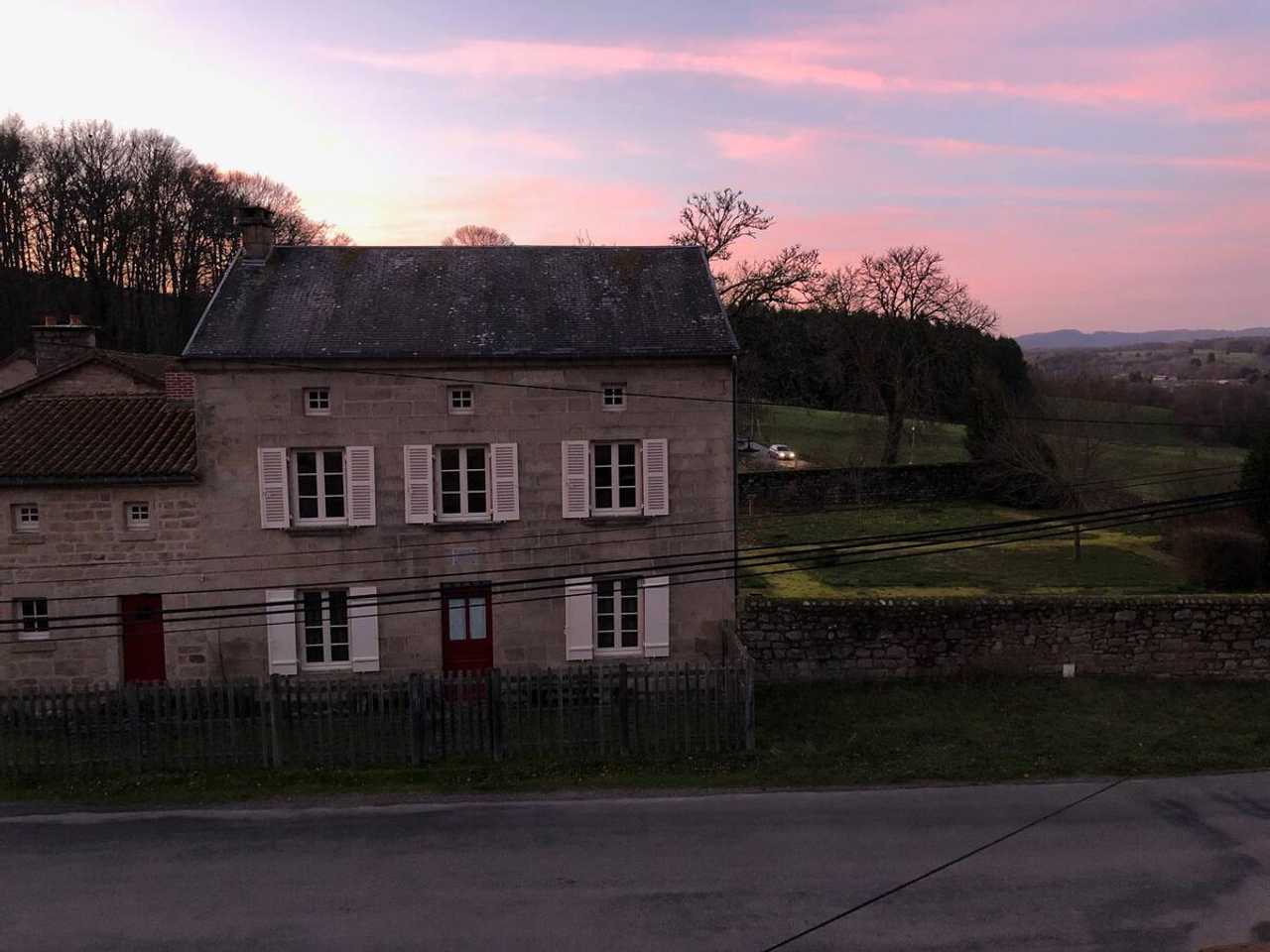 Twin Room with en suite a La Martinéche, in the heart of Creuse