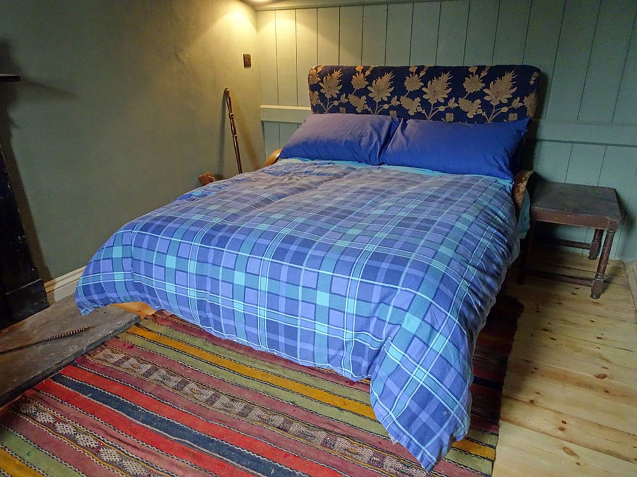 Robin's Realm - the affordable Welsh veggie countryside retreat