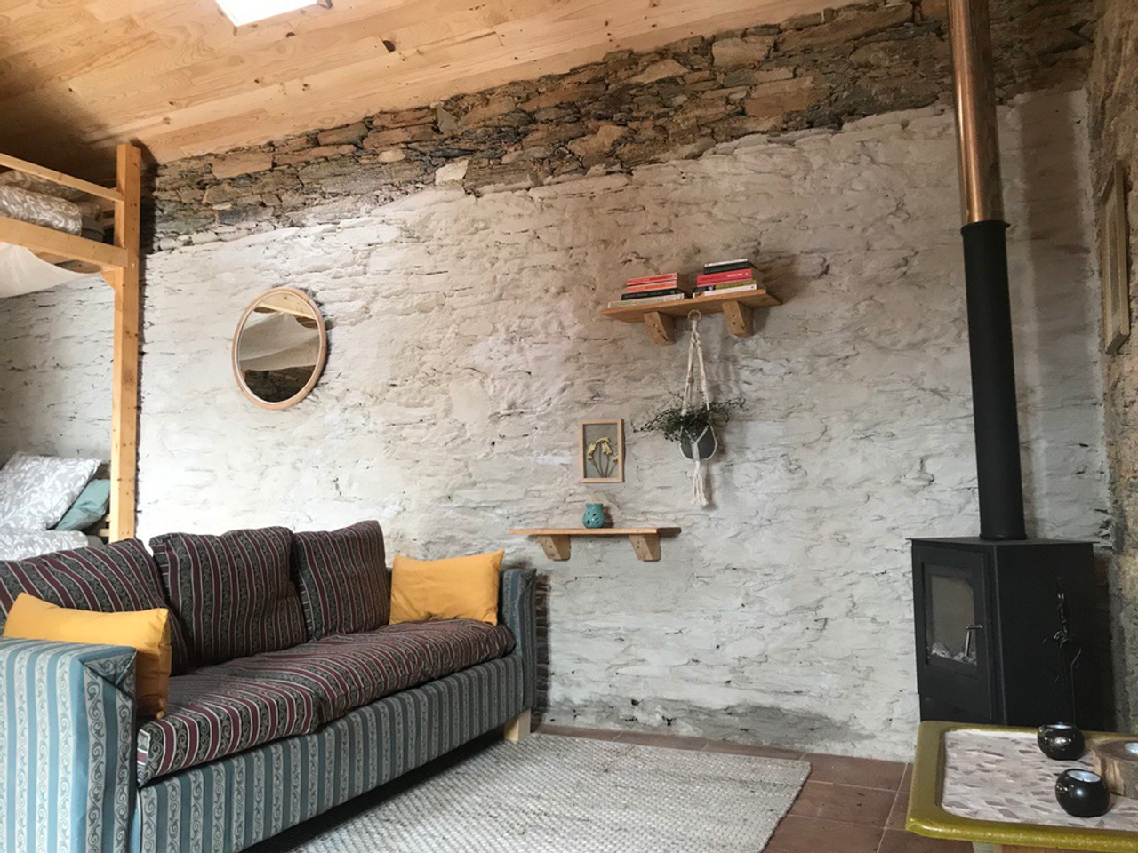 Alem do Vale - Let your gaze lift you Beyond the Vale in our quiet mountain home