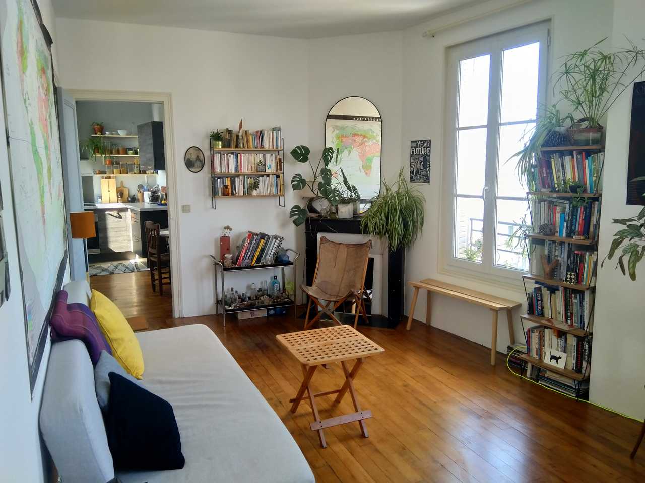 Bright and cosy apartment close to Paris
