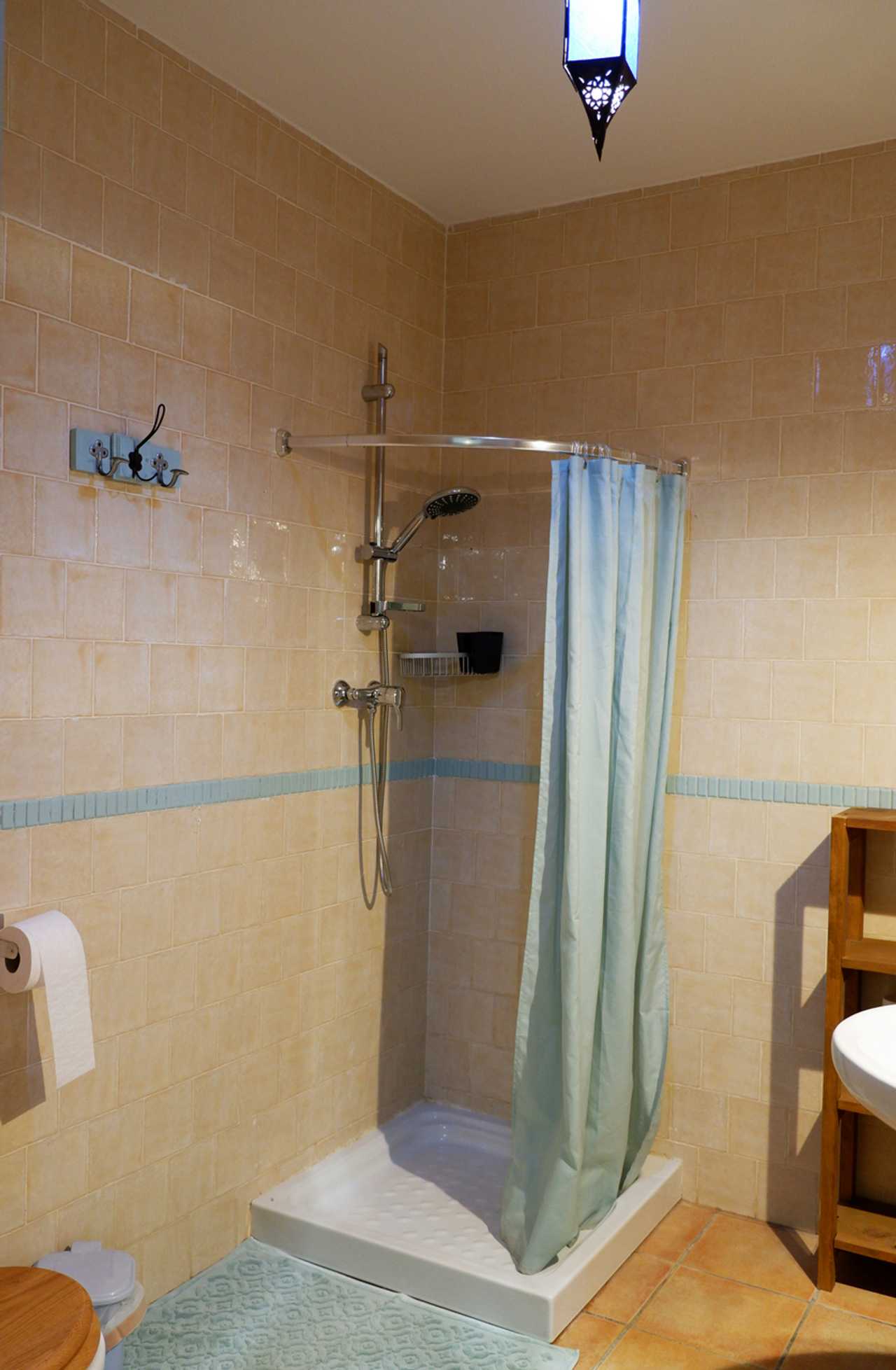 Big and cosy room Agua at peacefull vegan Oasis besides river Pereila 