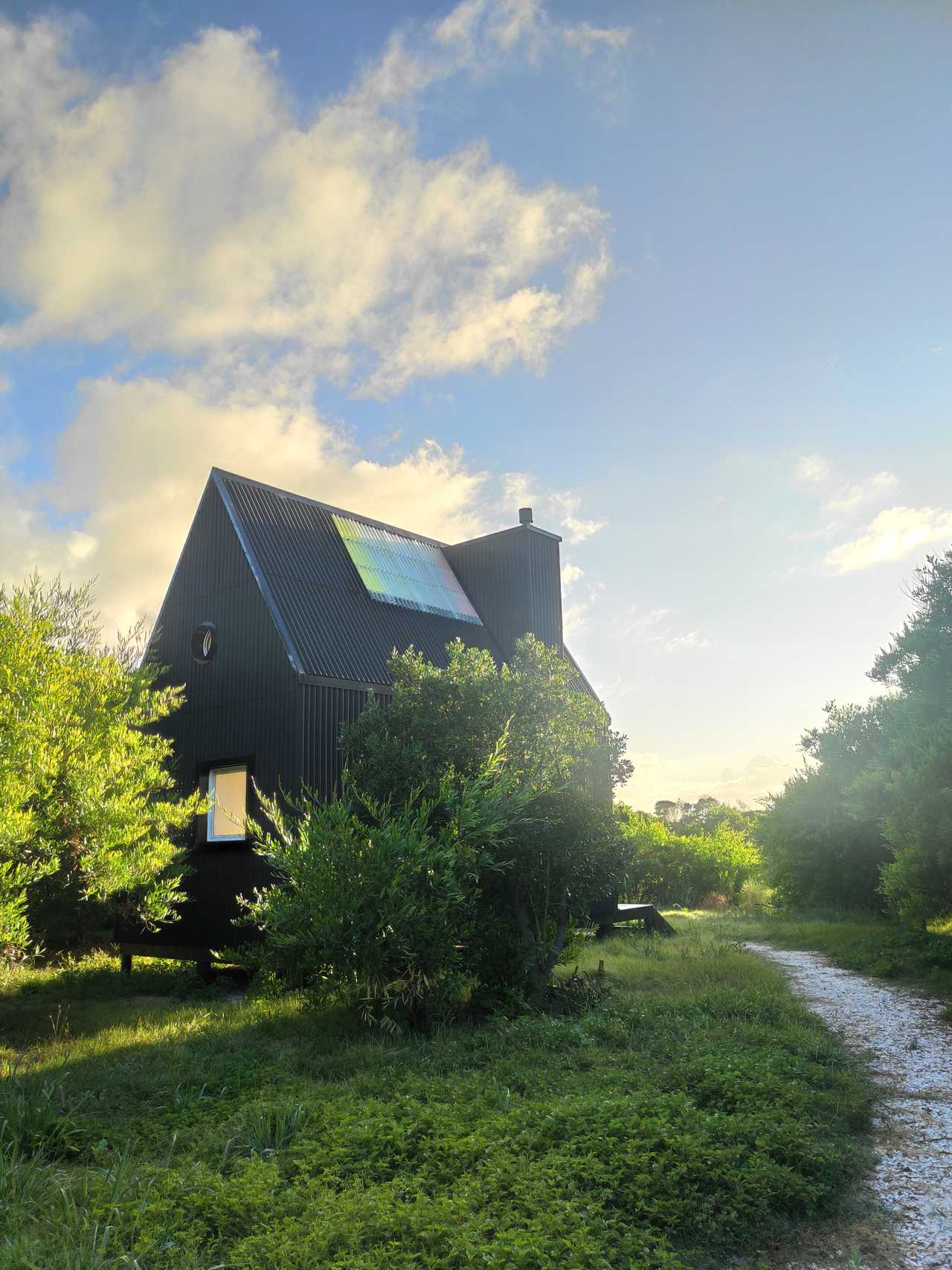 Cozy and bright Tiny House exclusive for vegetarians at Uruguay!