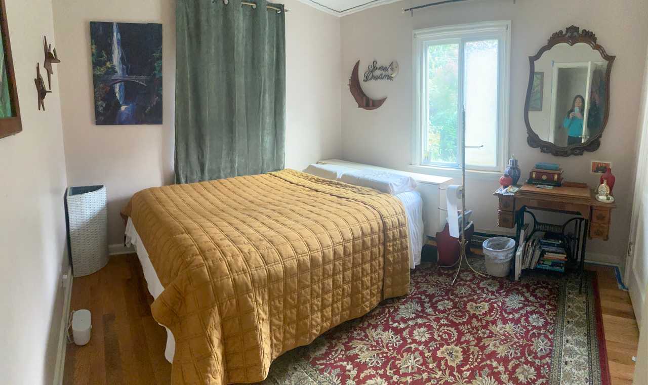 Humble Vegan Home close to Nature, Vegan Restaurants & Local Bus Terminal