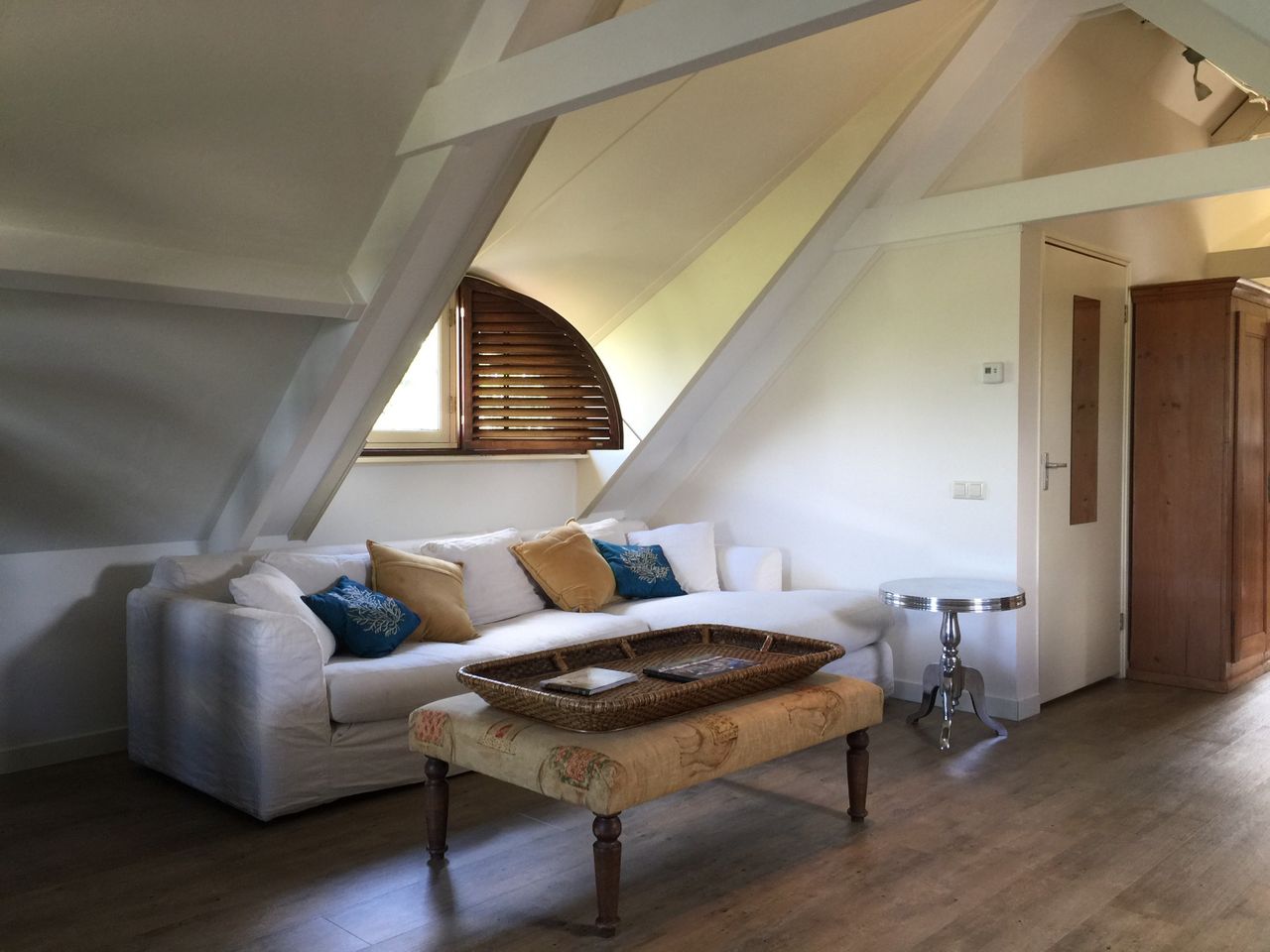 Cozy and Peaceful Thatched Roof Guesthouse of 1880's Farmhouse near Amsterdam!