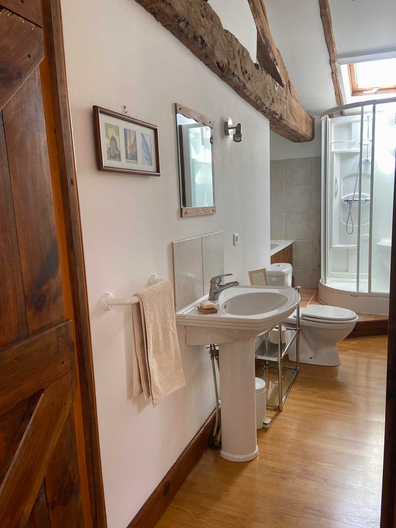 Vegan B&B in the Charente Limousine, rural France - Bedroom 1, GF
