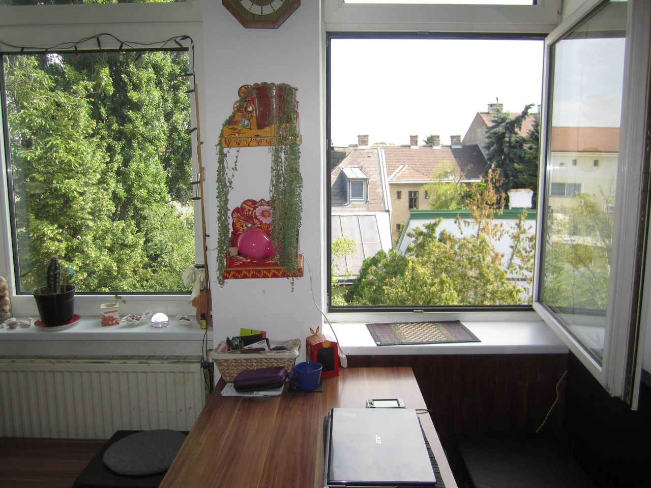 Light friendly room close to the Danube Beaches