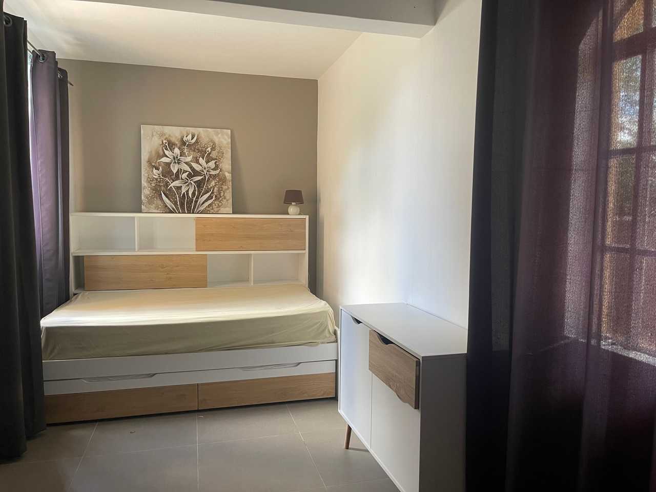 Cozy Private Accommodation in Tamarin, tropical garden and swimming pool