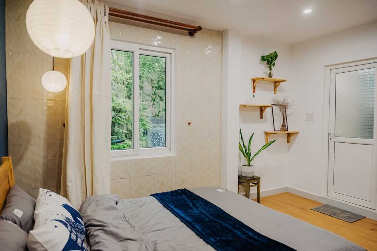 Queen Room - Valley Villa & Vegan Homestay